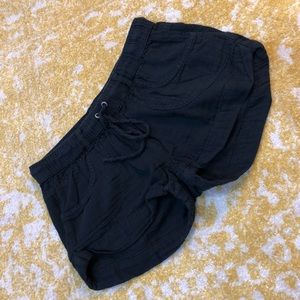 Roxy brand drawstrings shorts